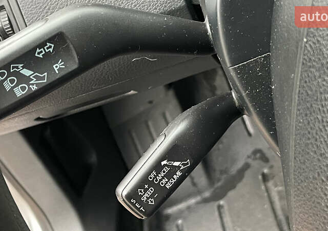 Серый Фольксваген Пассат, объемом двигателя 1.6 л и пробегом 245 тыс. км за 6500 $, фото 20 на Automoto.ua