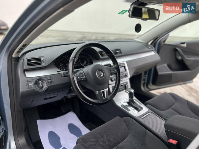 Серый Фольксваген Пассат, объемом двигателя 1.8 л и пробегом 141 тыс. км за 7500 $, фото 15 на Automoto.ua