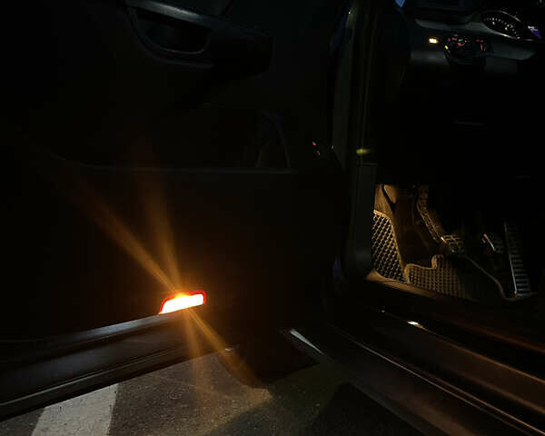 Серый Фольксваген Пассат, объемом двигателя 2 л и пробегом 302 тыс. км за 7300 $, фото 37 на Automoto.ua