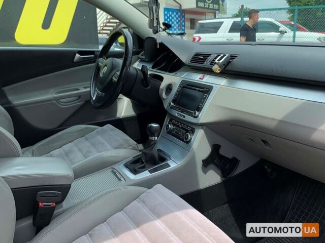 Сірий Фольксваген Пассат, об'ємом двигуна 2 л та пробігом 248 тис. км за 8300 $, фото 8 на Automoto.ua