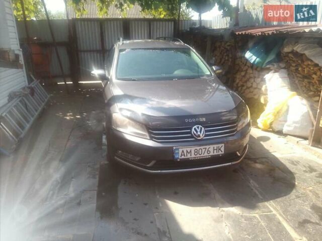 Сірий Фольксваген Пассат, об'ємом двигуна 1.6 л та пробігом 279 тис. км за 8500 $, фото 10 на Automoto.ua