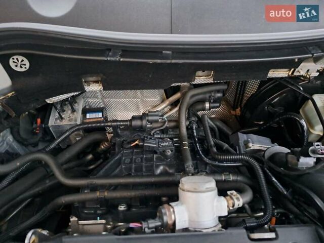 Сірий Фольксваген Пассат, об'ємом двигуна 1.4 л та пробігом 114 тис. км за 6999 $, фото 150 на Automoto.ua