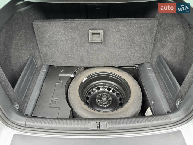 Серый Фольксваген Пассат, объемом двигателя 2 л и пробегом 236 тыс. км за 8800 $, фото 16 на Automoto.ua