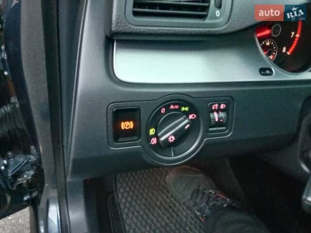 Серый Фольксваген Пассат, объемом двигателя 1.8 л и пробегом 210 тыс. км за 7850 $, фото 19 на Automoto.ua