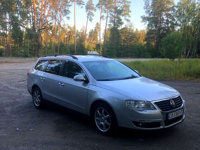 Серый Фольксваген Пассат, объемом двигателя 1.6 л и пробегом 263 тыс. км за 7300 $, фото 2 на Automoto.ua