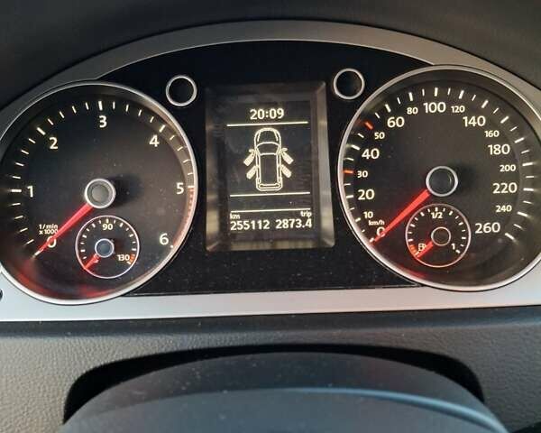 Сірий Фольксваген Пассат, об'ємом двигуна 1.6 л та пробігом 252 тис. км за 7300 $, фото 8 на Automoto.ua