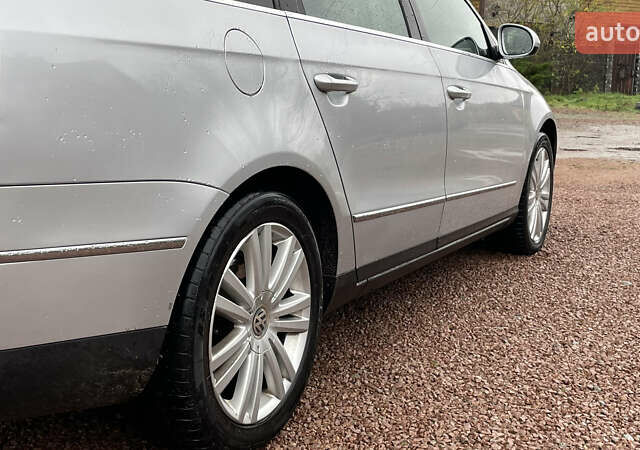 Серый Фольксваген Пассат, объемом двигателя 1.6 л и пробегом 245 тыс. км за 6500 $, фото 12 на Automoto.ua