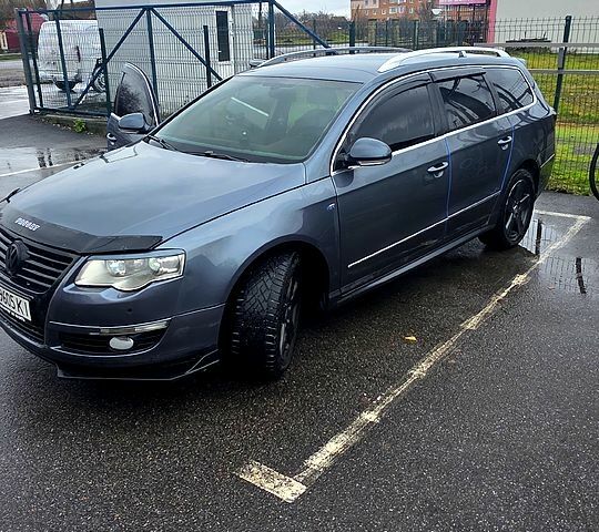 Серый Фольксваген Пассат, объемом двигателя 2 л и пробегом 347 тыс. км за 8000 $, фото 1 на Automoto.ua