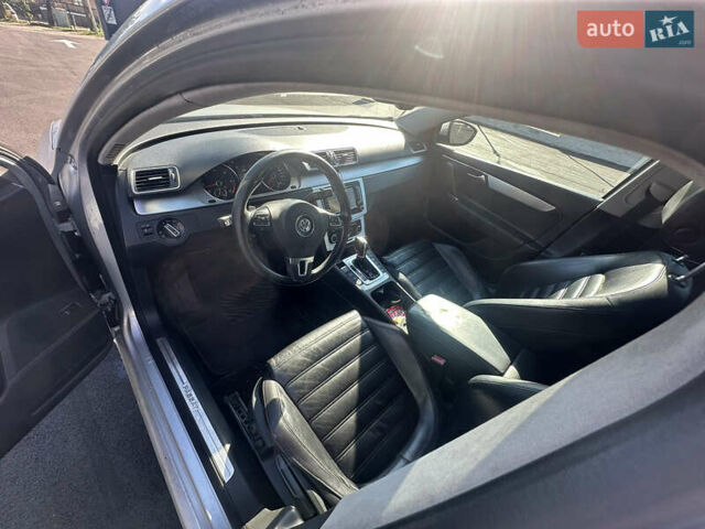 Серый Фольксваген Пассат, объемом двигателя 1.97 л и пробегом 299 тыс. км за 8000 $, фото 10 на Automoto.ua