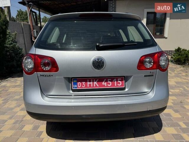 Серый Фольксваген Пассат, объемом двигателя 1.4 л и пробегом 200 тыс. км за 6500 $, фото 1 на Automoto.ua
