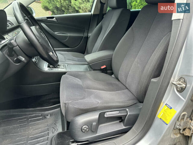 Серый Фольксваген Пассат, объемом двигателя 1.6 л и пробегом 290 тыс. км за 7500 $, фото 27 на Automoto.ua