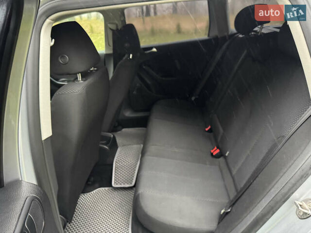 Серый Фольксваген Пассат, объемом двигателя 1.6 л и пробегом 286 тыс. км за 7250 $, фото 15 на Automoto.ua