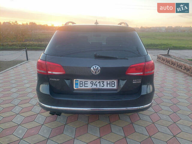 Серый Фольксваген Пассат, объемом двигателя 1.97 л и пробегом 271 тыс. км за 9500 $, фото 4 на Automoto.ua