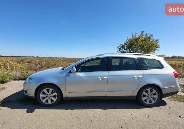 Фольксваген Пассат 2010 в Криничках на Automoto.ua Серый Фольксваген Пассат, объемом двигателя 1.97 л и пробегом 279 тыс. км за 6500 $, фото 6 на Automoto.ua