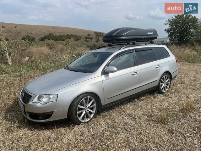 Серый Фольксваген Пассат, объемом двигателя 1.8 л и пробегом 250 тыс. км за 7500 $, фото 6 на Automoto.ua