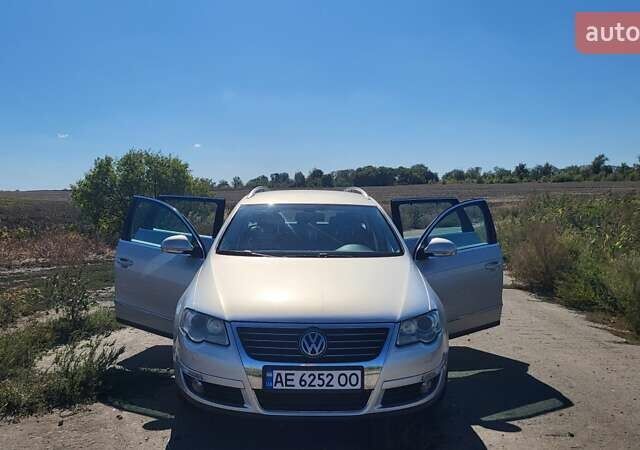 Фольксваген Пассат 2010 в Криничках на Automoto.ua Серый Фольксваген Пассат, объемом двигателя 1.97 л и пробегом 279 тыс. км за 6500 $, фото 4 на Automoto.ua