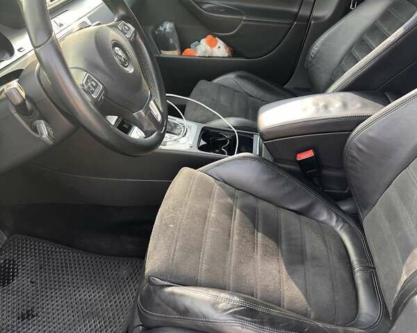 Сірий Фольксваген Пассат, об'ємом двигуна 1.97 л та пробігом 329 тис. км за 8000 $, фото 12 на Automoto.ua