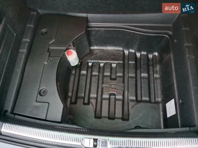 Серый Фольксваген Пассат, объемом двигателя 1.8 л и пробегом 210 тыс. км за 7850 $, фото 39 на Automoto.ua