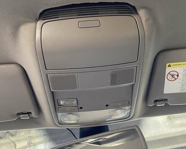 Сірий Фольксваген Пассат, об'ємом двигуна 2 л та пробігом 235 тис. км за 6200 $, фото 17 на Automoto.ua