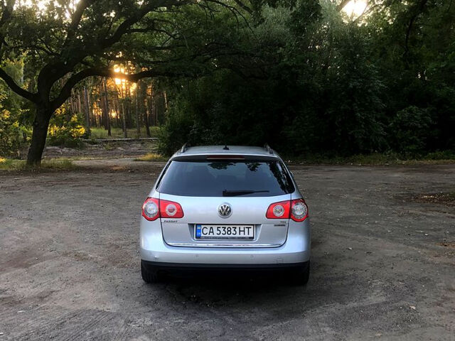 Серый Фольксваген Пассат, объемом двигателя 1.6 л и пробегом 263 тыс. км за 7300 $, фото 6 на Automoto.ua