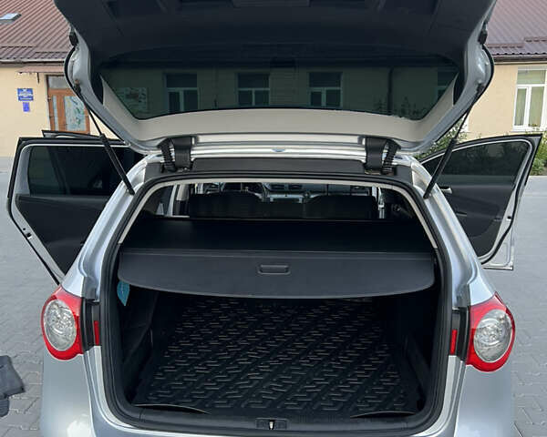 Сірий Фольксваген Пассат, об'ємом двигуна 2 л та пробігом 214 тис. км за 8300 $, фото 11 на Automoto.ua