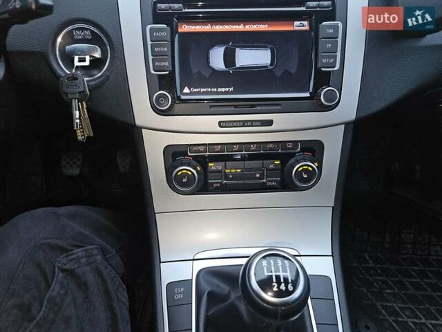 Серый Фольксваген Пассат, объемом двигателя 1.4 л и пробегом 232 тыс. км за 6900 $, фото 8 на Automoto.ua