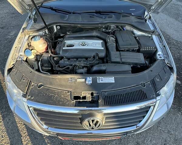 Серый Фольксваген Пассат, объемом двигателя 1.8 л и пробегом 216 тыс. км за 7400 $, фото 42 на Automoto.ua