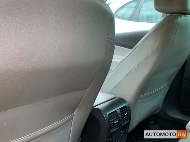 Сірий Фольксваген Пассат, об'ємом двигуна 2 л та пробігом 248 тис. км за 8300 $, фото 13 на Automoto.ua