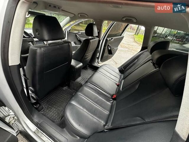 Фольксваген Пассат 2010 в Киеве на Automoto.ua Серый Фольксваген Пассат, объемом двигателя 2 л и пробегом 249 тыс. км за 6999 $, фото 28 на Automoto.ua