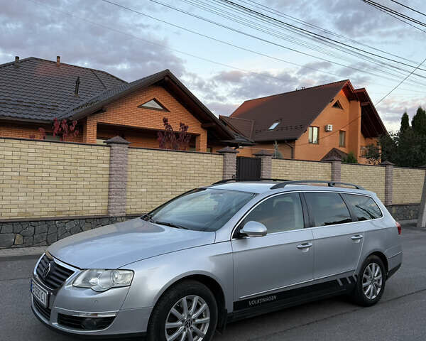 Фольксваген Пассат 2010 в Виннице на Automoto.ua Серый Фольксваген Пассат, объемом двигателя 1.97 л и пробегом 260 тыс. км за 6899 $, фото 15 на Automoto.ua