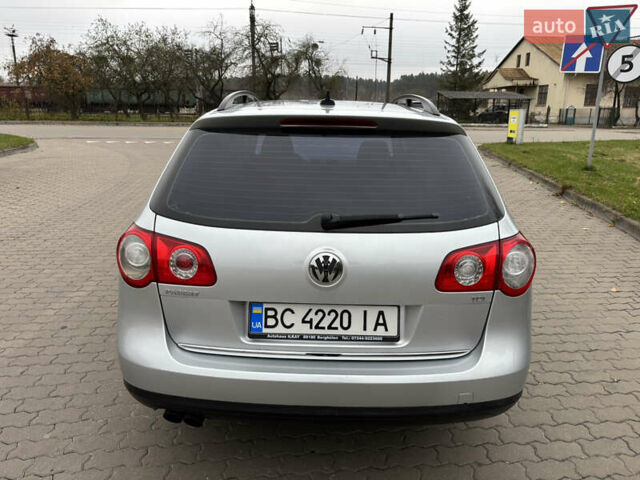 Серый Фольксваген Пассат, объемом двигателя 1.97 л и пробегом 305 тыс. км за 7000 $, фото 12 на Automoto.ua