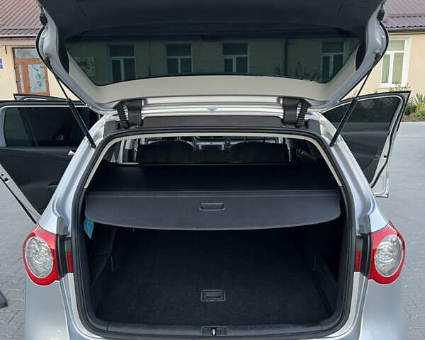 Сірий Фольксваген Пассат, об'ємом двигуна 2 л та пробігом 214 тис. км за 8300 $, фото 12 на Automoto.ua