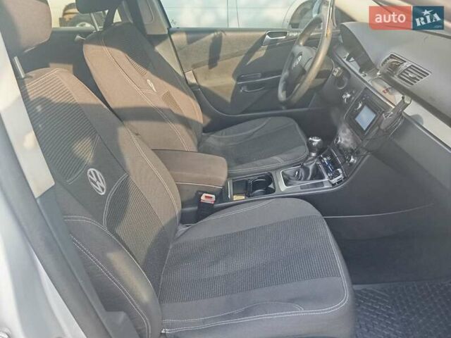 Серый Фольксваген Пассат, объемом двигателя 2 л и пробегом 316 тыс. км за 6500 $, фото 12 на Automoto.ua