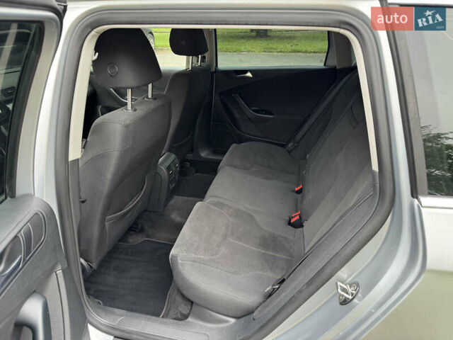 Серый Фольксваген Пассат, объемом двигателя 2 л и пробегом 236 тыс. км за 8800 $, фото 14 на Automoto.ua