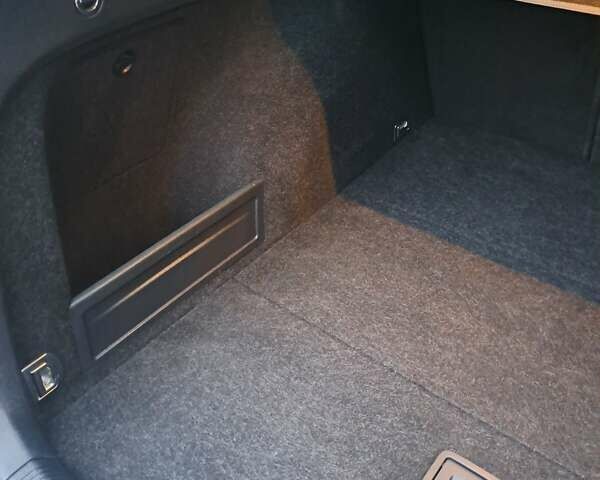 Сірий Фольксваген Пассат, об'ємом двигуна 1.4 л та пробігом 114 тис. км за 6999 $, фото 120 на Automoto.ua