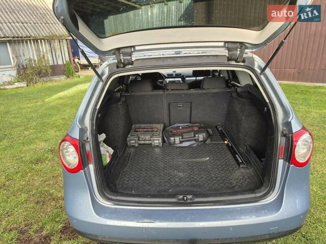 Серый Фольксваген Пассат, объемом двигателя 2 л и пробегом 330 тыс. км за 6900 $, фото 2 на Automoto.ua