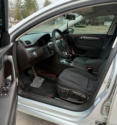 Серый Фольксваген Пассат, объемом двигателя 1.97 л и пробегом 360 тыс. км за 9300 $, фото 18 на Automoto.ua