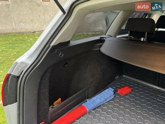 Серый Фольксваген Пассат, объемом двигателя 1.6 л и пробегом 286 тыс. км за 7250 $, фото 17 на Automoto.ua