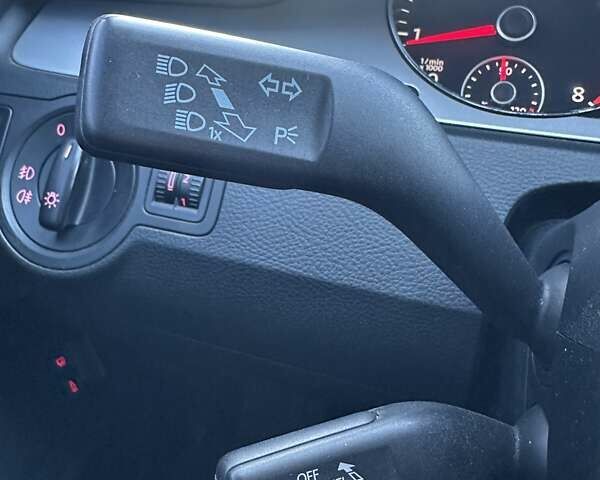 Серый Фольксваген Пассат, объемом двигателя 1.8 л и пробегом 216 тыс. км за 7400 $, фото 15 на Automoto.ua