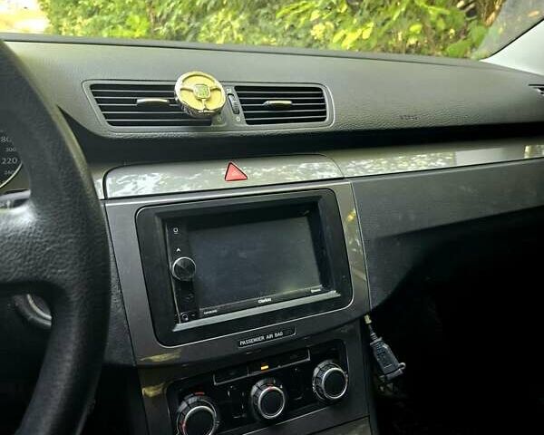 Серый Фольксваген Пассат, объемом двигателя 2 л и пробегом 254 тыс. км за 8500 $, фото 6 на Automoto.ua