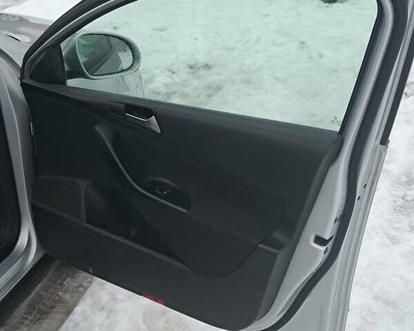 Серый Фольксваген Пассат, объемом двигателя 1.97 л и пробегом 370 тыс. км за 6300 $, фото 18 на Automoto.ua