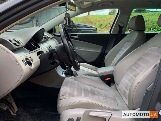 Сірий Фольксваген Пассат, об'ємом двигуна 2 л та пробігом 248 тис. км за 8300 $, фото 5 на Automoto.ua