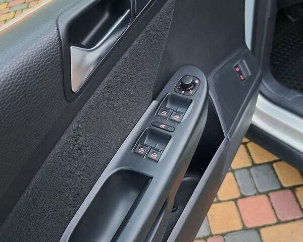 Сірий Фольксваген Пассат, об'ємом двигуна 1.4 л та пробігом 114 тис. км за 6999 $, фото 70 на Automoto.ua