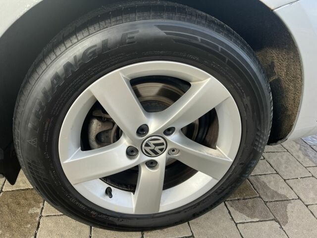 Серый Фольксваген Пассат, объемом двигателя 2 л и пробегом 380 тыс. км за 8500 $, фото 7 на Automoto.ua