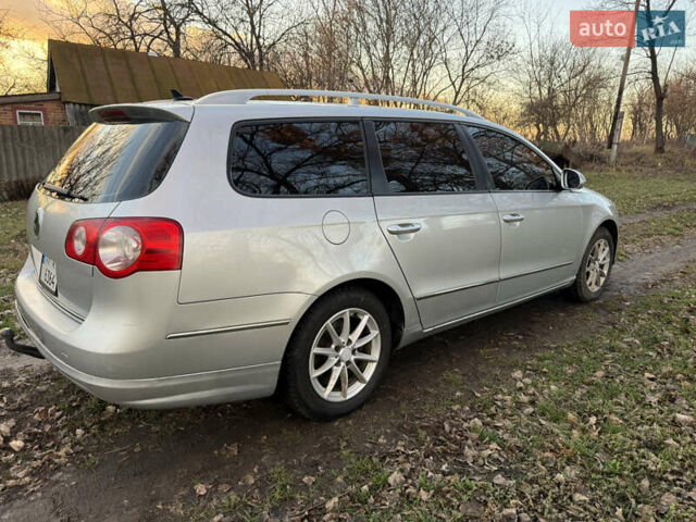 Серый Фольксваген Пассат, объемом двигателя 1.6 л и пробегом 250 тыс. км за 5800 $, фото 5 на Automoto.ua