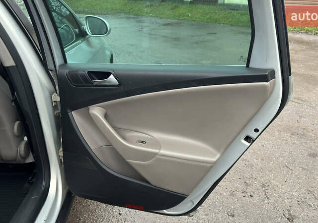 Серый Фольксваген Пассат, объемом двигателя 1.8 л и пробегом 320 тыс. км за 6500 $, фото 11 на Automoto.ua