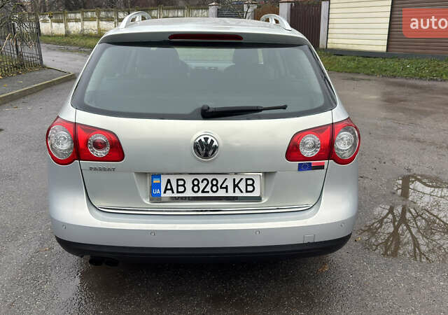 Серый Фольксваген Пассат, объемом двигателя 1.8 л и пробегом 320 тыс. км за 6500 $, фото 2 на Automoto.ua