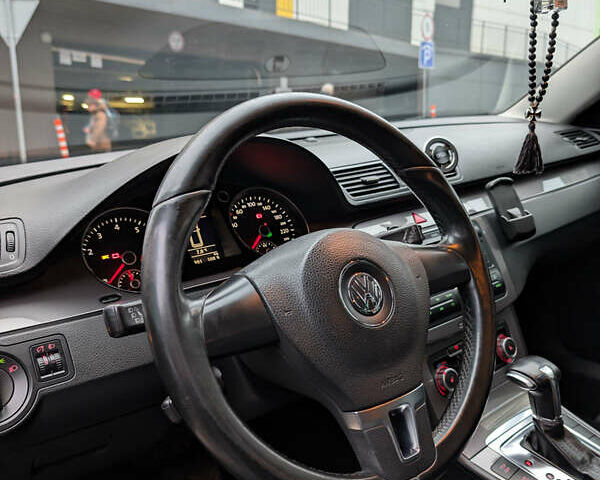 Сірий Фольксваген Пассат, об'ємом двигуна 1.39 л та пробігом 228 тис. км за 7200 $, фото 7 на Automoto.ua