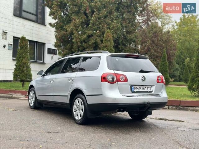 Фольксваген Пассат 2010 в Киеве на Automoto.ua Серый Фольксваген Пассат, объемом двигателя 2 л и пробегом 249 тыс. км за 6999 $, фото 18 на Automoto.ua