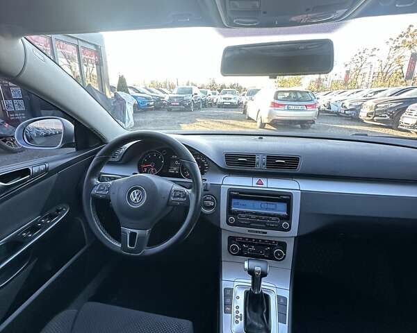 Серый Фольксваген Пассат, объемом двигателя 1.8 л и пробегом 216 тыс. км за 7400 $, фото 29 на Automoto.ua